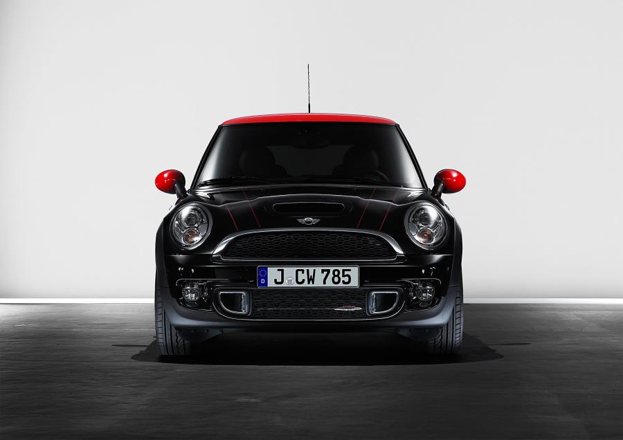  Mini Cooper JCW 2011 года  (фото 10 из 13)